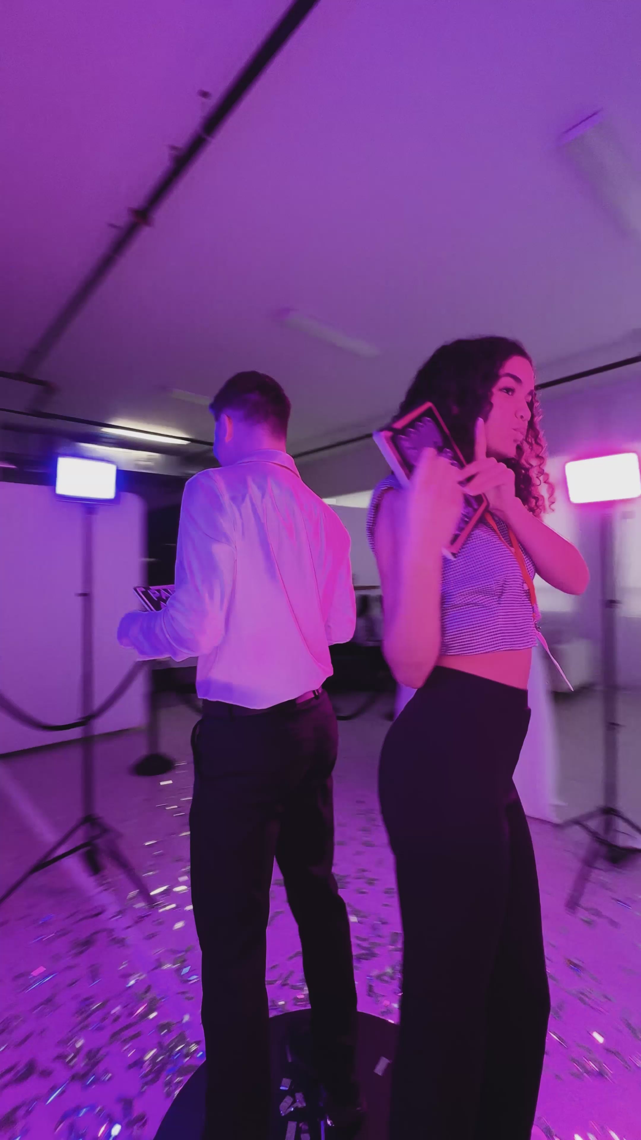 tortilla 360 photo booth video with couple with purple lighting